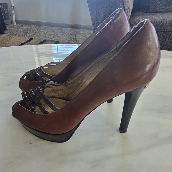 Michael Michael Kors Open Toe Pump Heels Women Sz 5.5M Brown Leather Logo - Picture 8 of 16